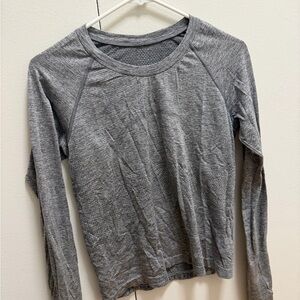 Lululemon Gray Long Sleeve Women's Top